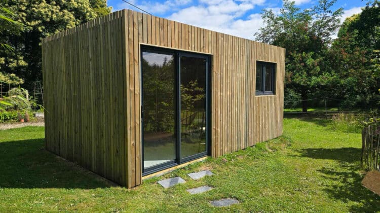 Faut-il une autorisation pour louer un studio de jardin ?